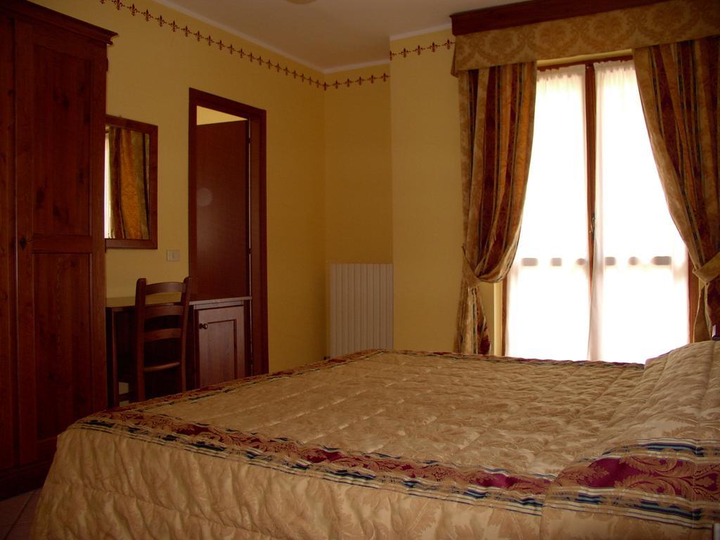 Hotel Londra Acceglio Kamer foto